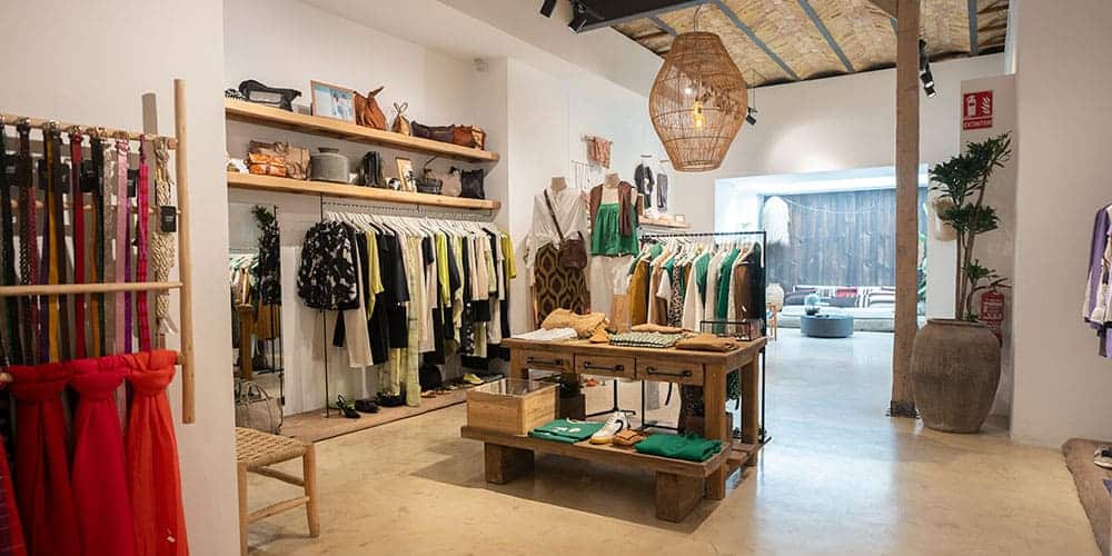 Tiendas de ropa en Valencia: guía completa por zonas y estilos